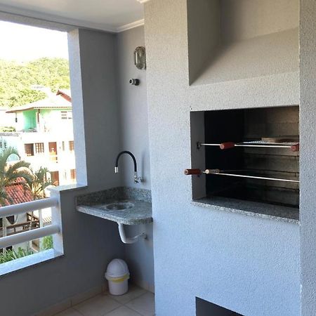 Lindo Apartamento A 05 Minutos Da Praia De Jurere Lägenhet Florianópolis Exteriör bild